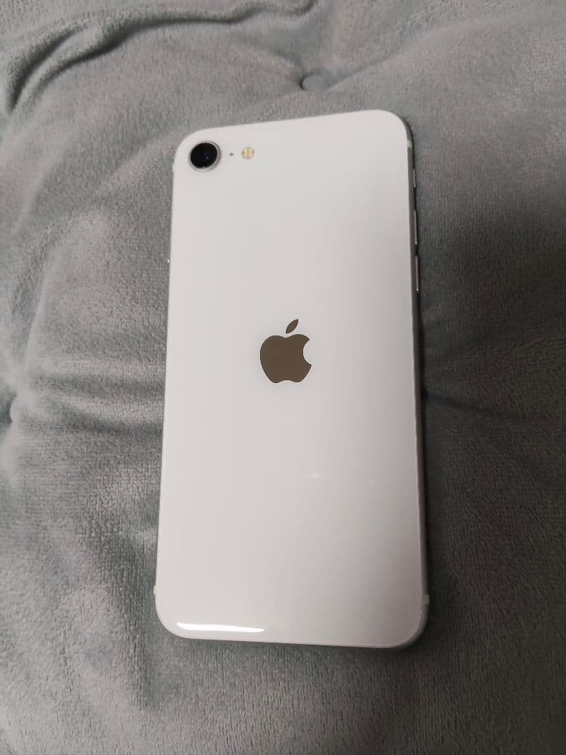 Apple iPhone SE 第2世代 ホワイト 本体 64GB