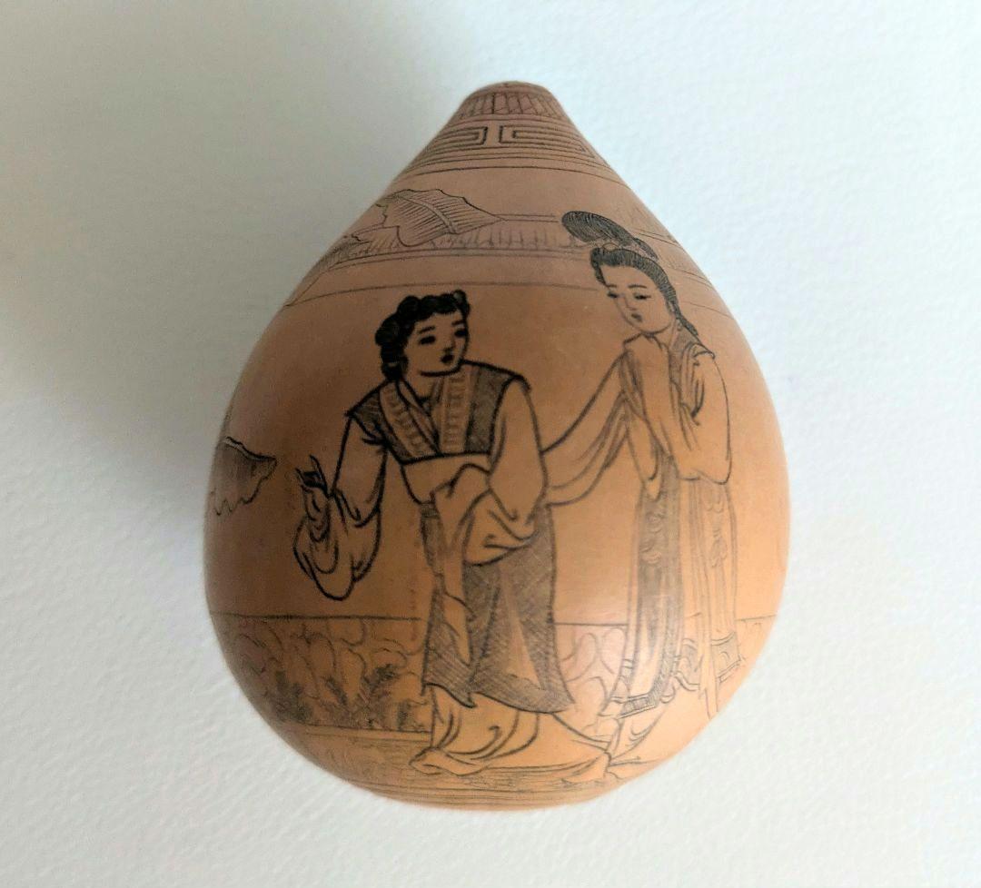 中国美術工芸品　瓢箪　ひょうたん　手彫り人物画　ヴィンテージ