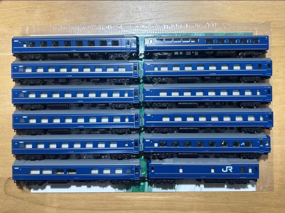 Nゲージ KATO 10-831/832 24系 北斗星 デラックス編成 12両