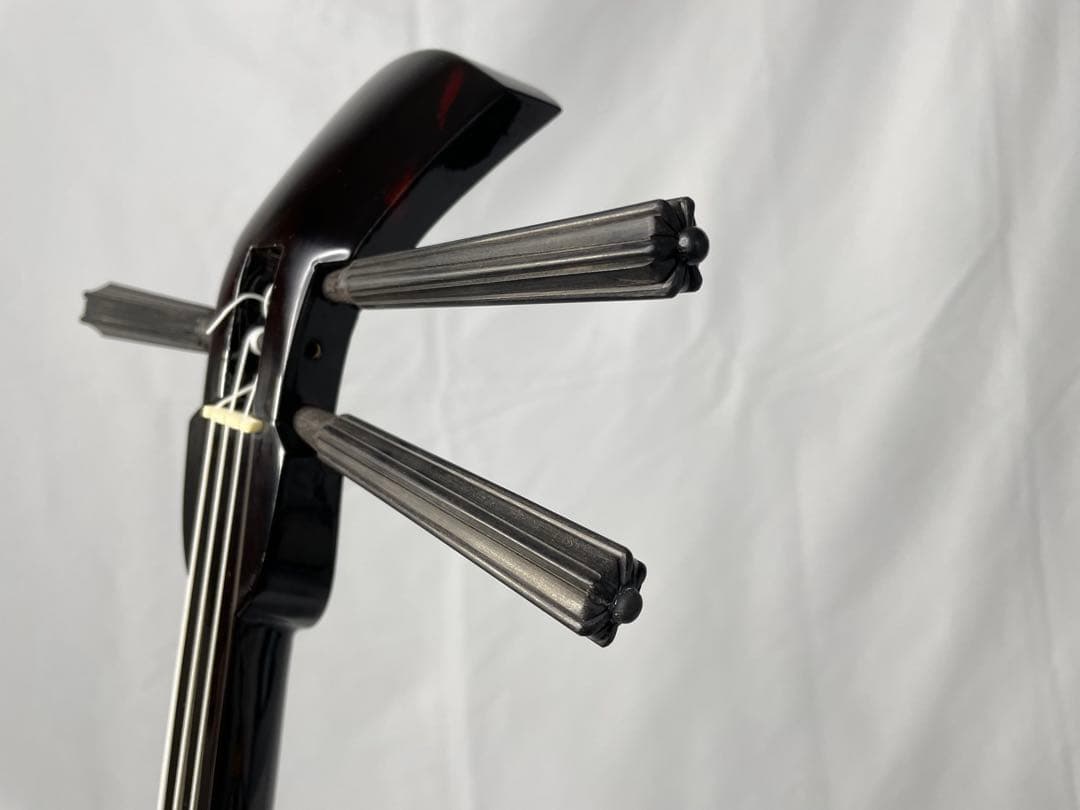 高級黒檀・本皮1枚張り 沖縄三線