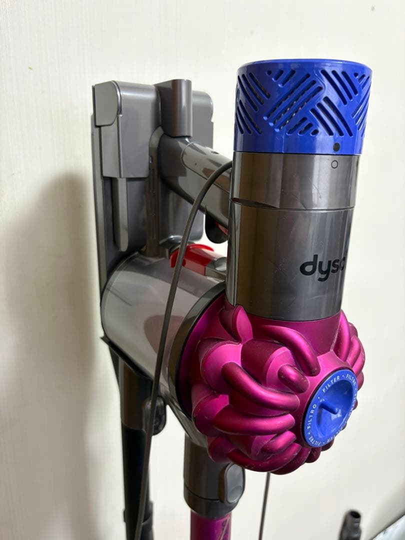 dyson V6 cord free pro 充電スタンドセット　ダイソン　実働