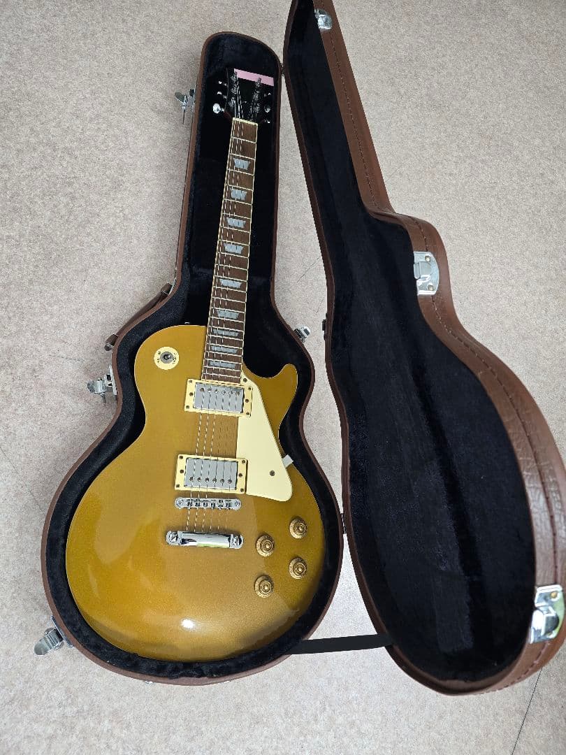 レスポールスタイル エレキギター ゴールドトップ　ハードケース付き