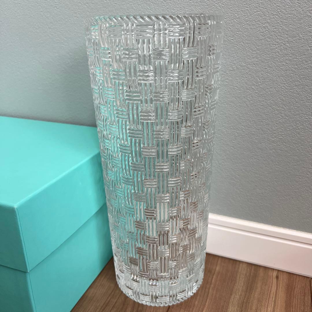 【TIFFANY&Co.】新品クリスタル花瓶 編み込み模様　フラワーベース