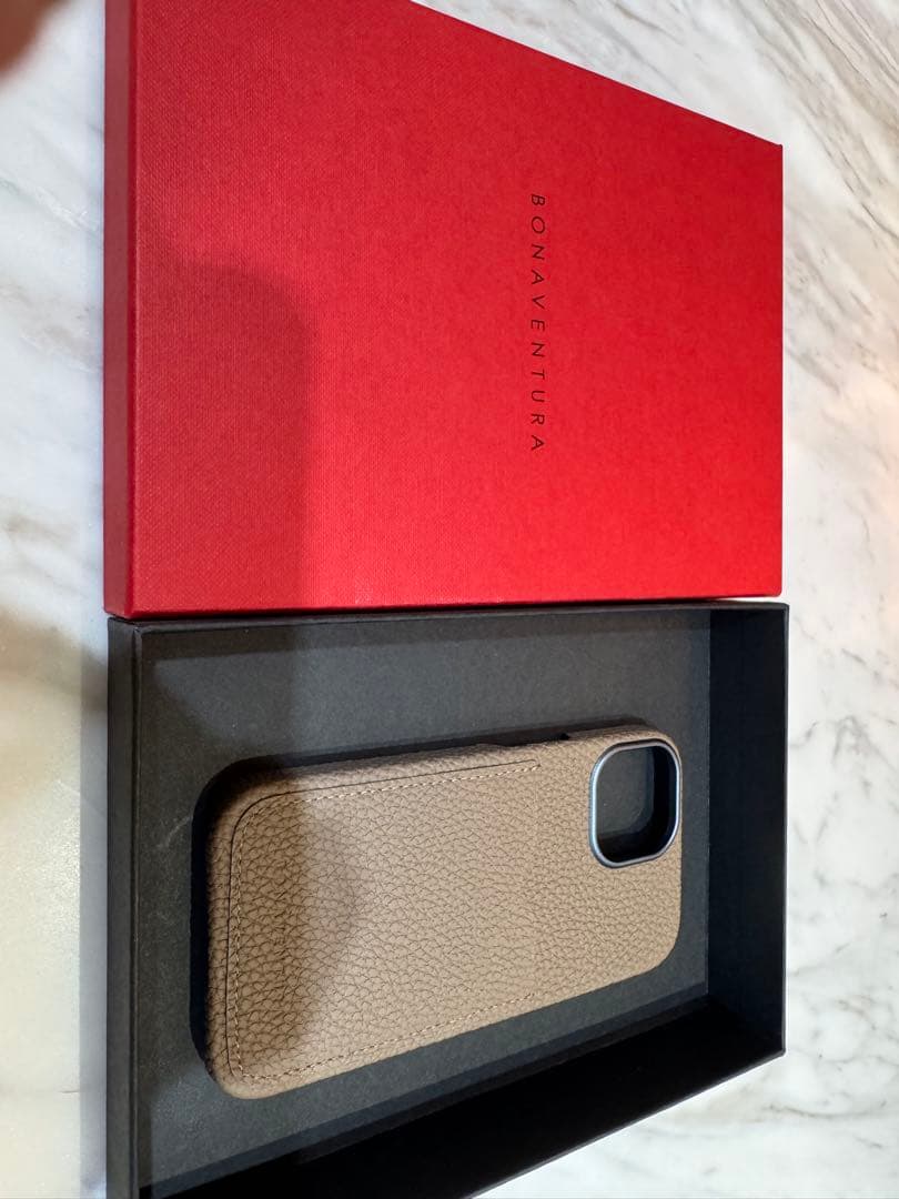 Bonaventura ベージュ レザー iPhone15ケース