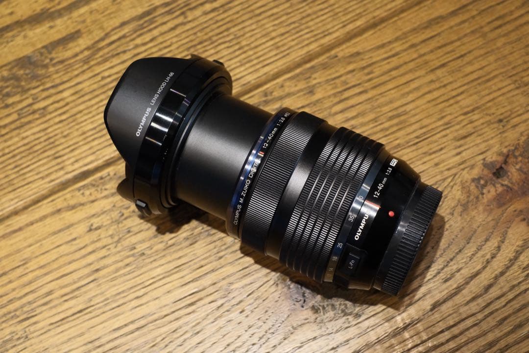 Olympus 12-40mm f/2.8 ズームレンズ