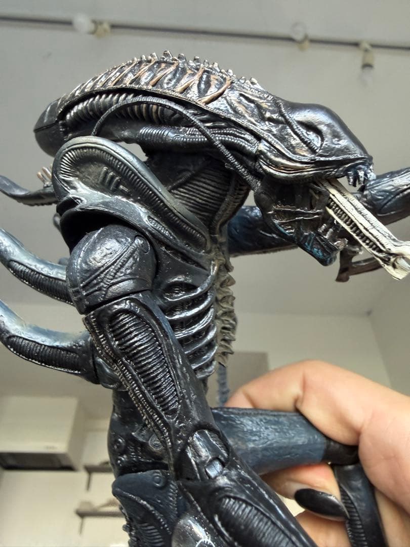 エイリアンフィギュア 可動式 ブラック