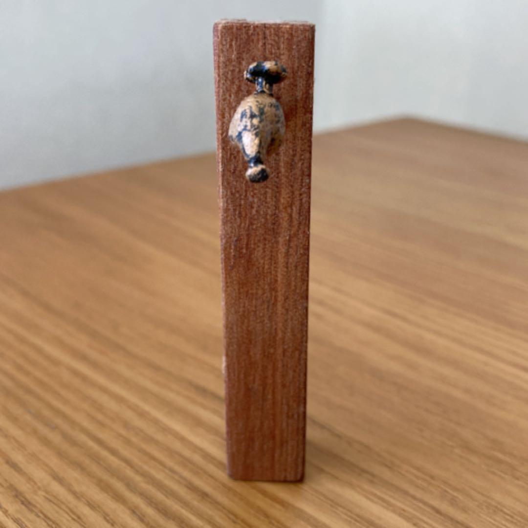 蛇口ピックの見本です　多肉植物　箱庭　水道