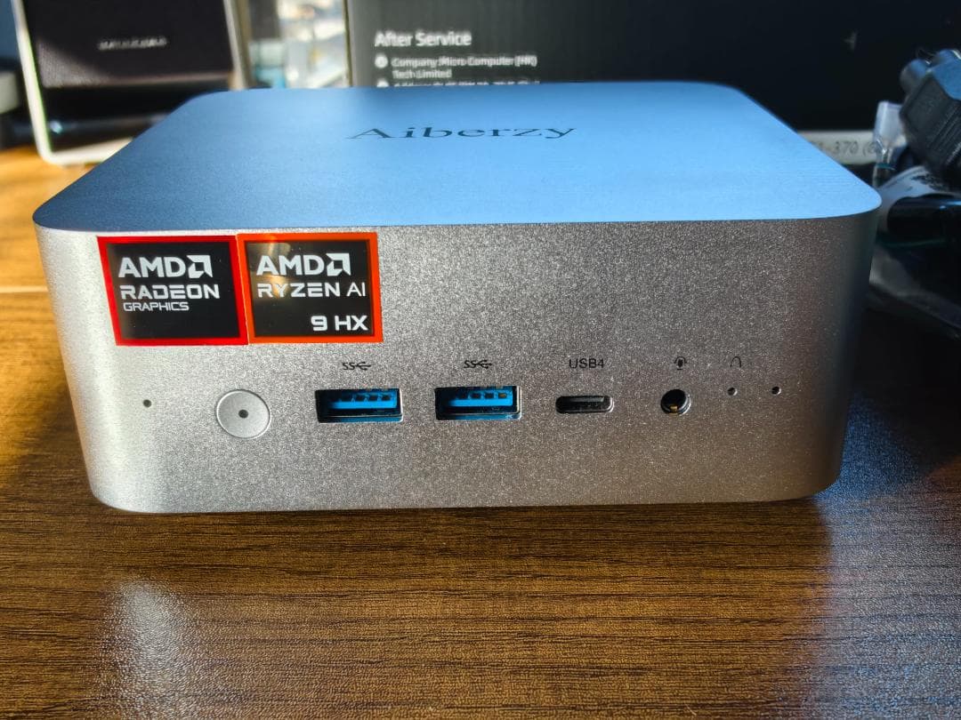 ミニPC Minisforum Aiberzy HX370 64GB 1TB