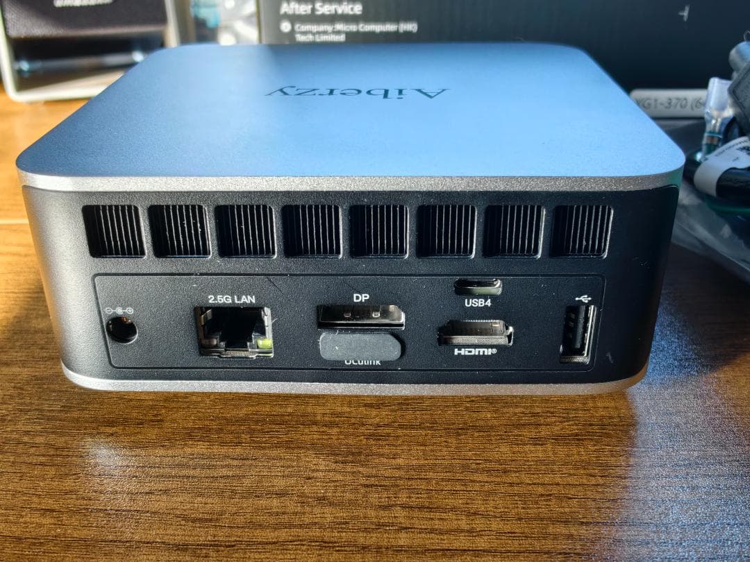 ミニPC Minisforum Aiberzy HX370 64GB 1TB