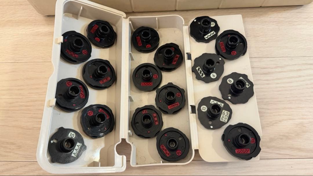 ジャノメ ミシン 680　ダイヤルスーパー70 フットコントローラー付き