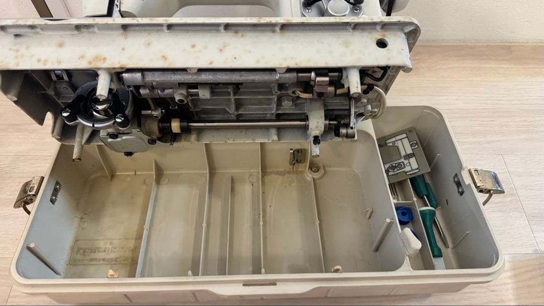 ジャノメ ミシン 680　ダイヤルスーパー70 フットコントローラー付き