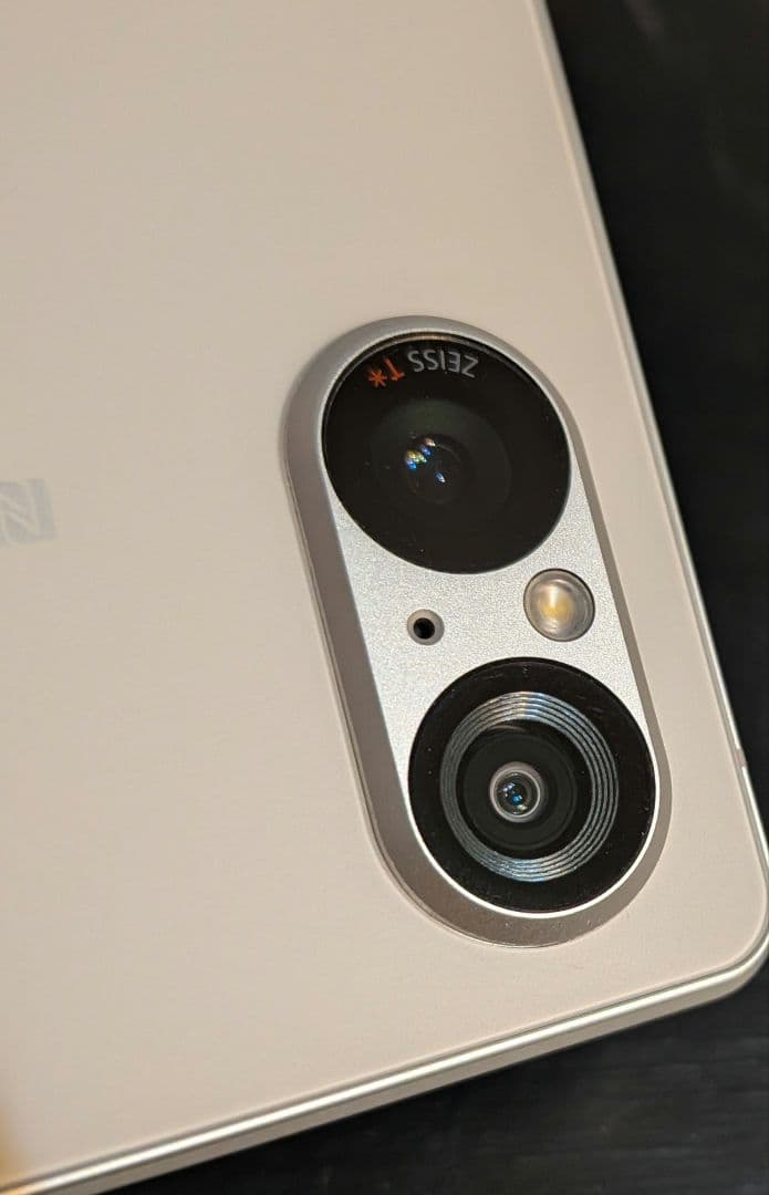 SONY Xperia 5V simフリー 256GB　プラチナシルバー　箱あり