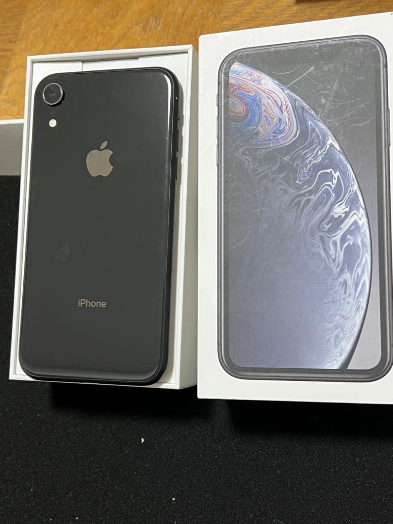 Apple iPhone XR 256GB ブラック 本体