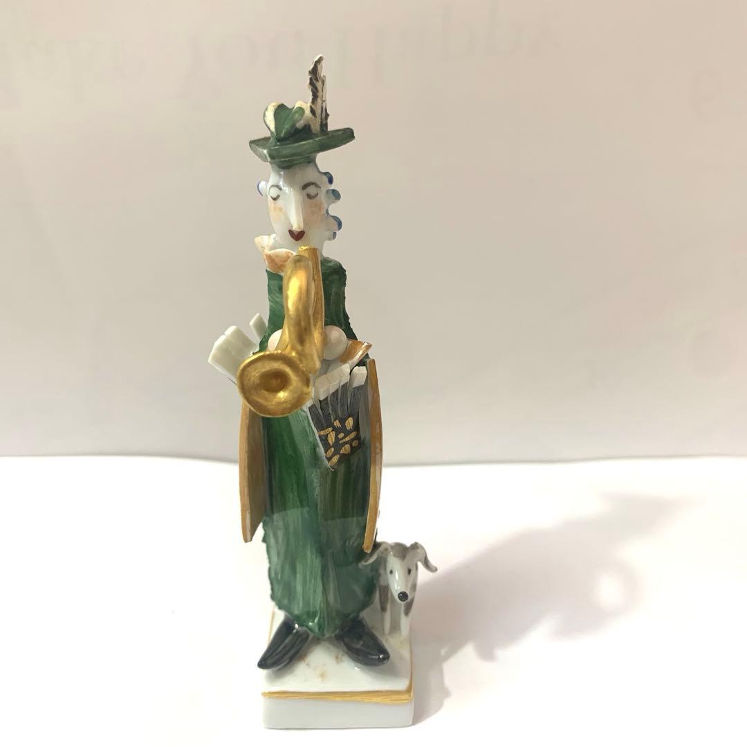 お値下げ☆マイセン手捻り人形 ホルン吹きの女と犬