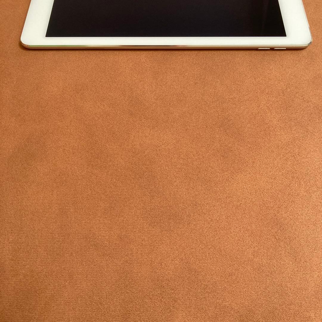 614【早い者勝ち】比較的美品☆iPad Air2 第2世代 16GB au☆
