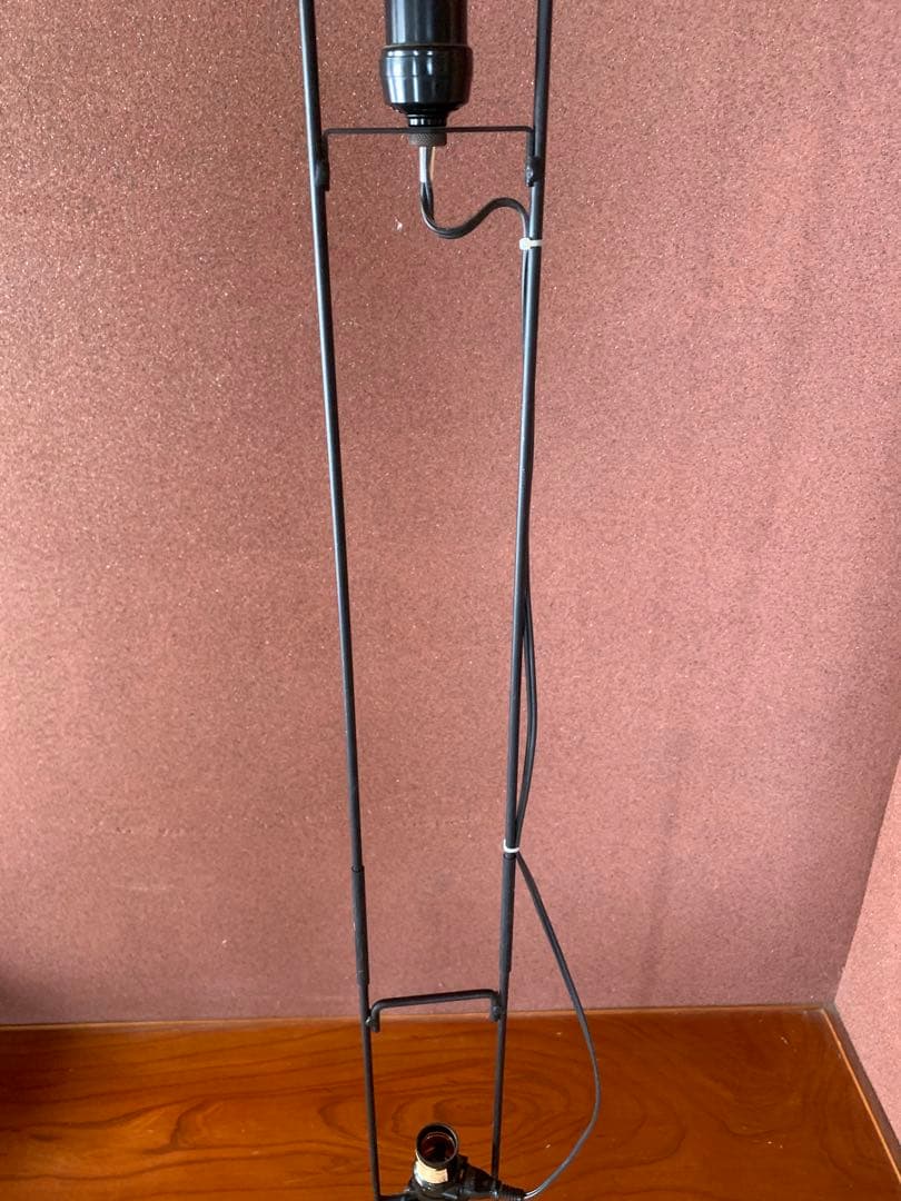 イサムノグチ AKARI フロアスタンド用照明器具　本体のみ　シェード無し