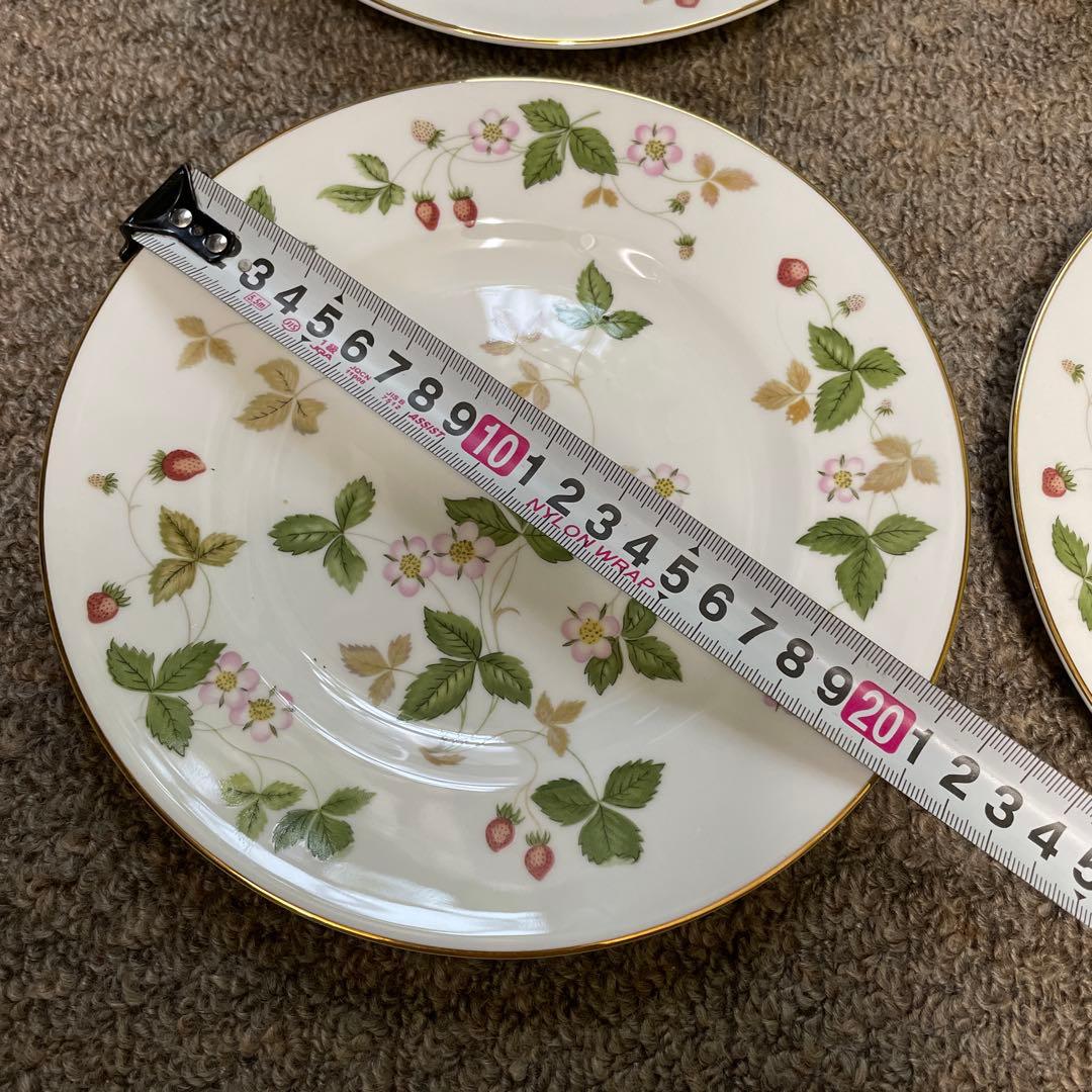 新品 ワイルドストロベリー 皿 20cm4枚セット