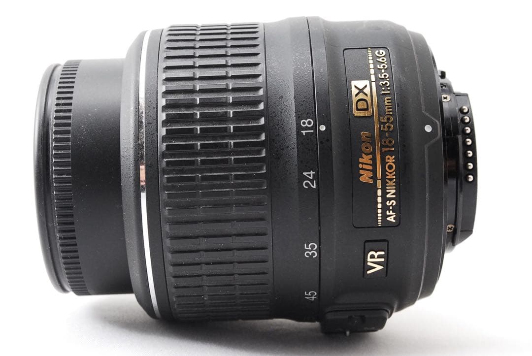 ✨低ショット数✨美品 Nikon D5200 標準レンズ スマホ転送 一眼レフ