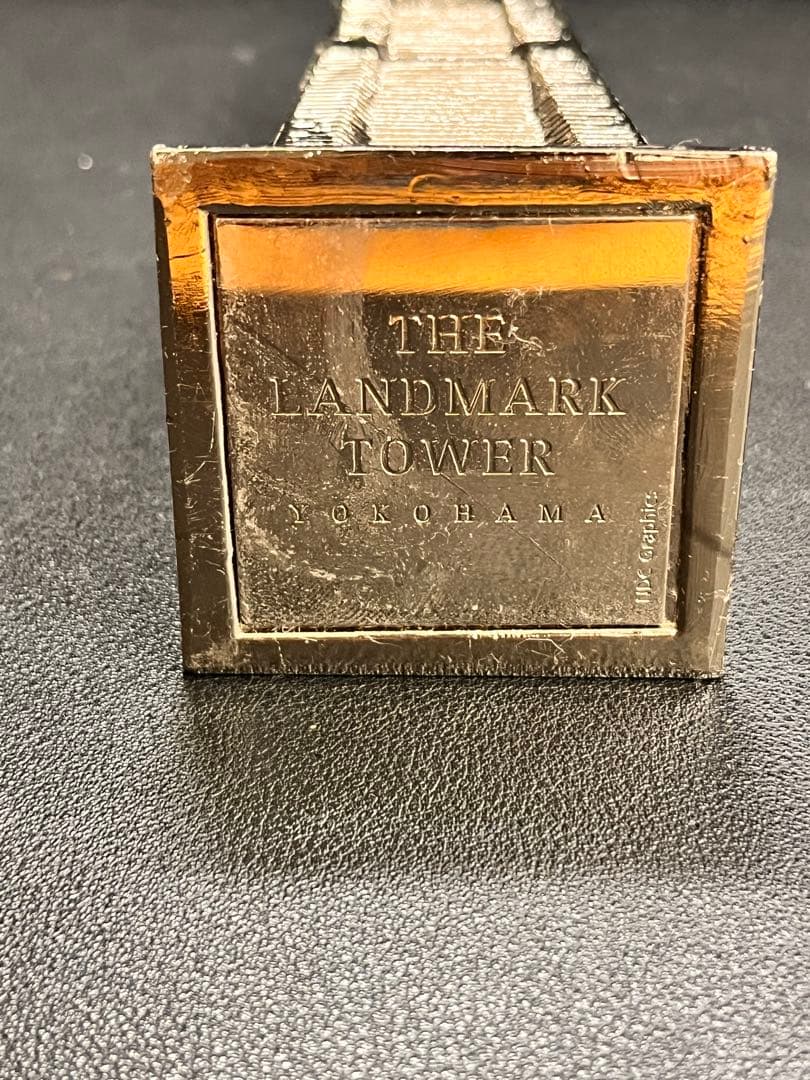 『限定品』横浜 ランドマークタワー オブジェ 置物 シルバー合金