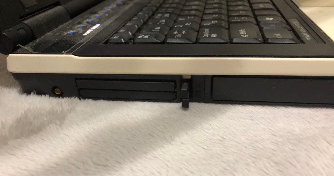 富士通 FMV-BIBLO 日本語キーボード DVDドライブ