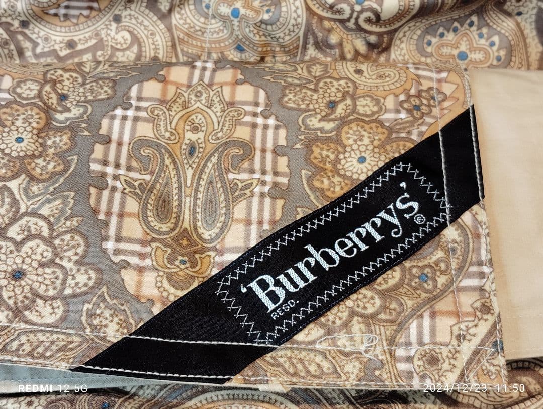 Burberrys ペイズリー柄 羽毛肌掛け布団 150×200cm