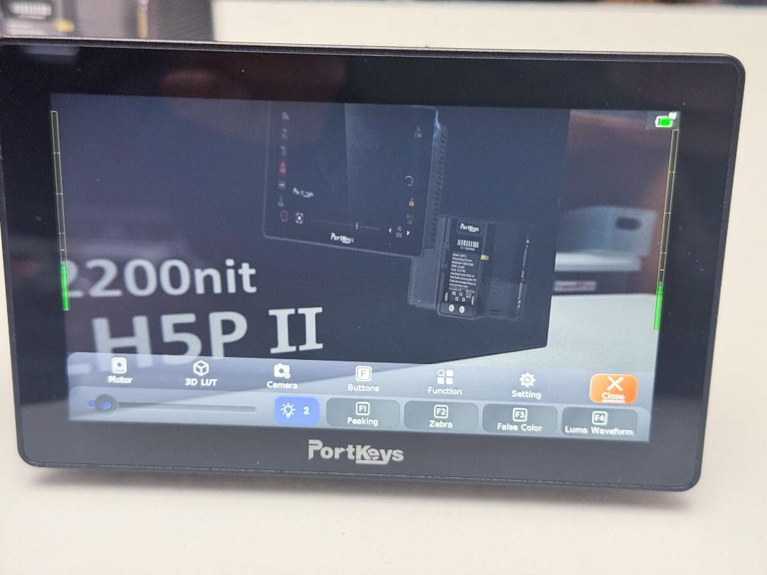 PortKeys LH5P II カメラ用モニター 別売Dtap電源ケーブル付