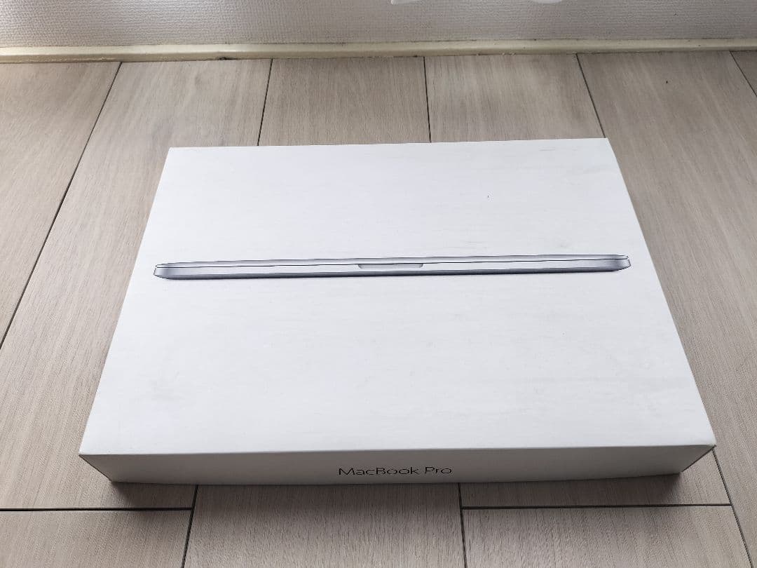 ★Apple MacBook Pro 2015 Retinaディスプレイ　箱付き