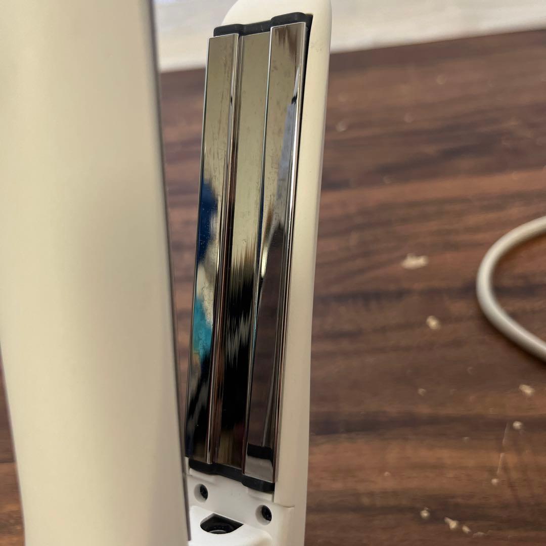 サロニア スチームモイスチャーストレートアイロン ホワイト