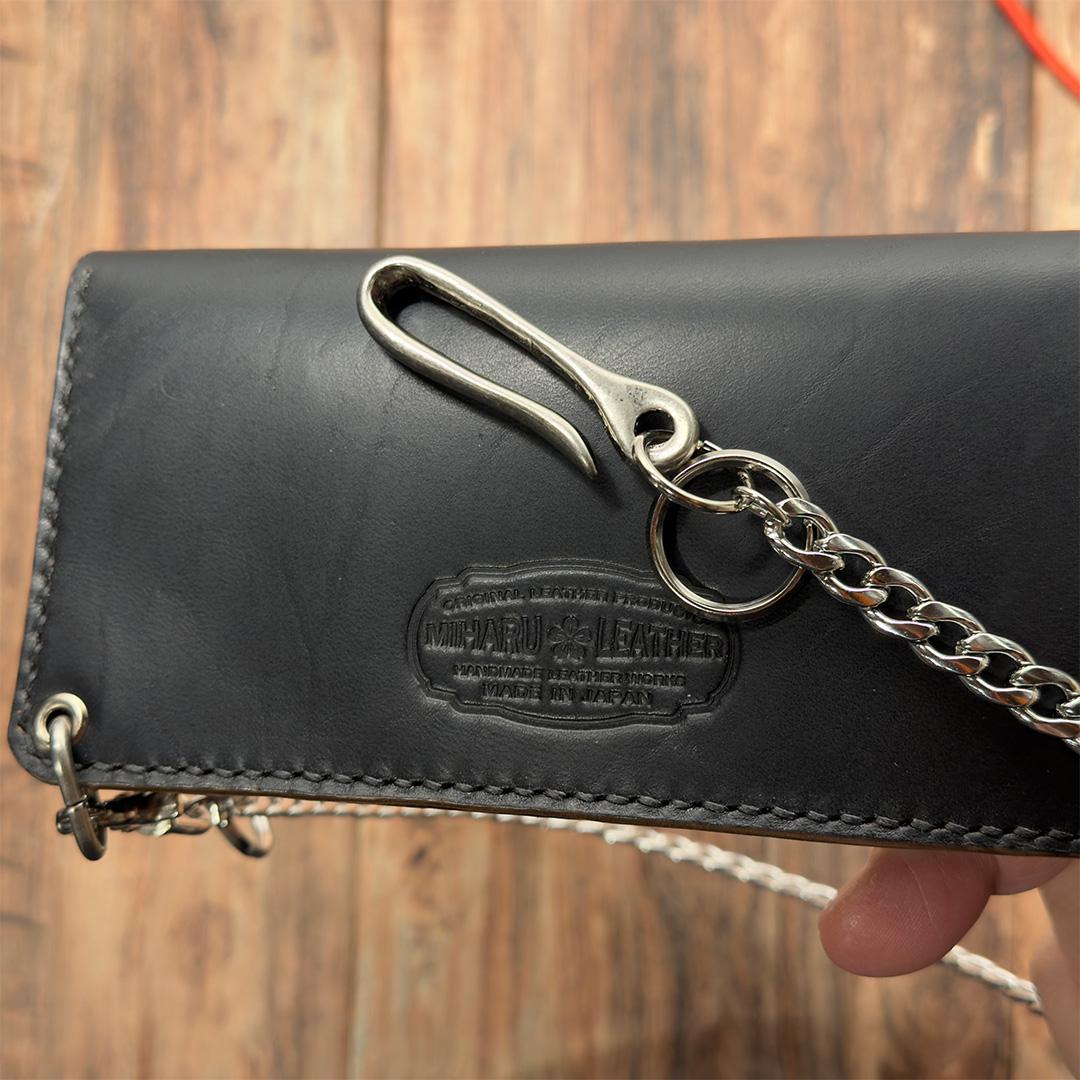 マリアム・ホースバット｜茶芯ブラック｜クラシカル・トラッカーウォレット