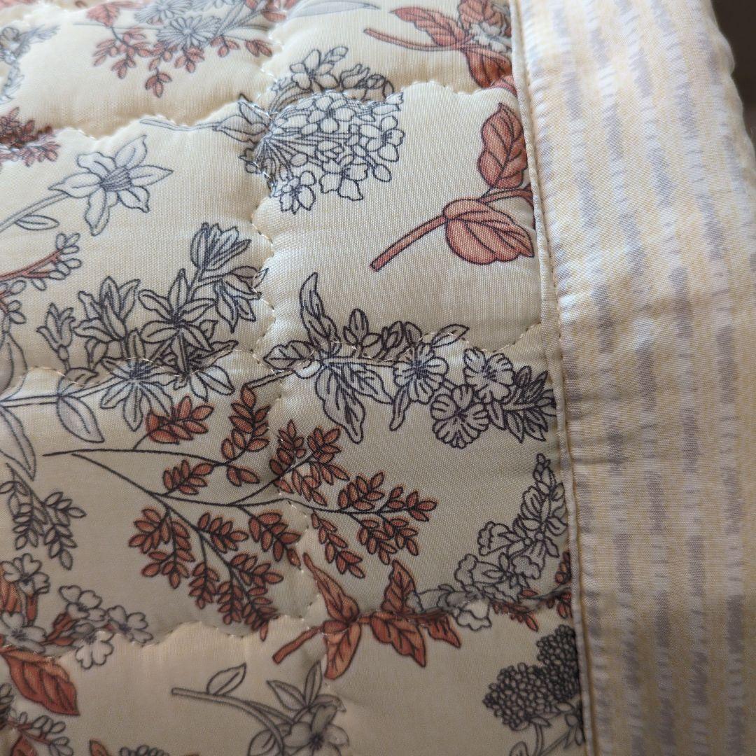 韓国 イブルマット 敷きパッド シーツ ラグ カバー ニトリ