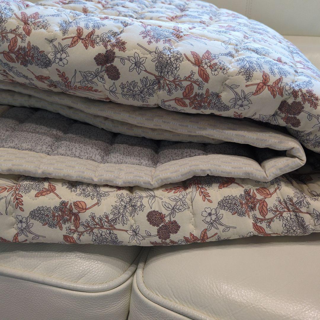 韓国 イブルマット 敷きパッド シーツ ラグ カバー ニトリ