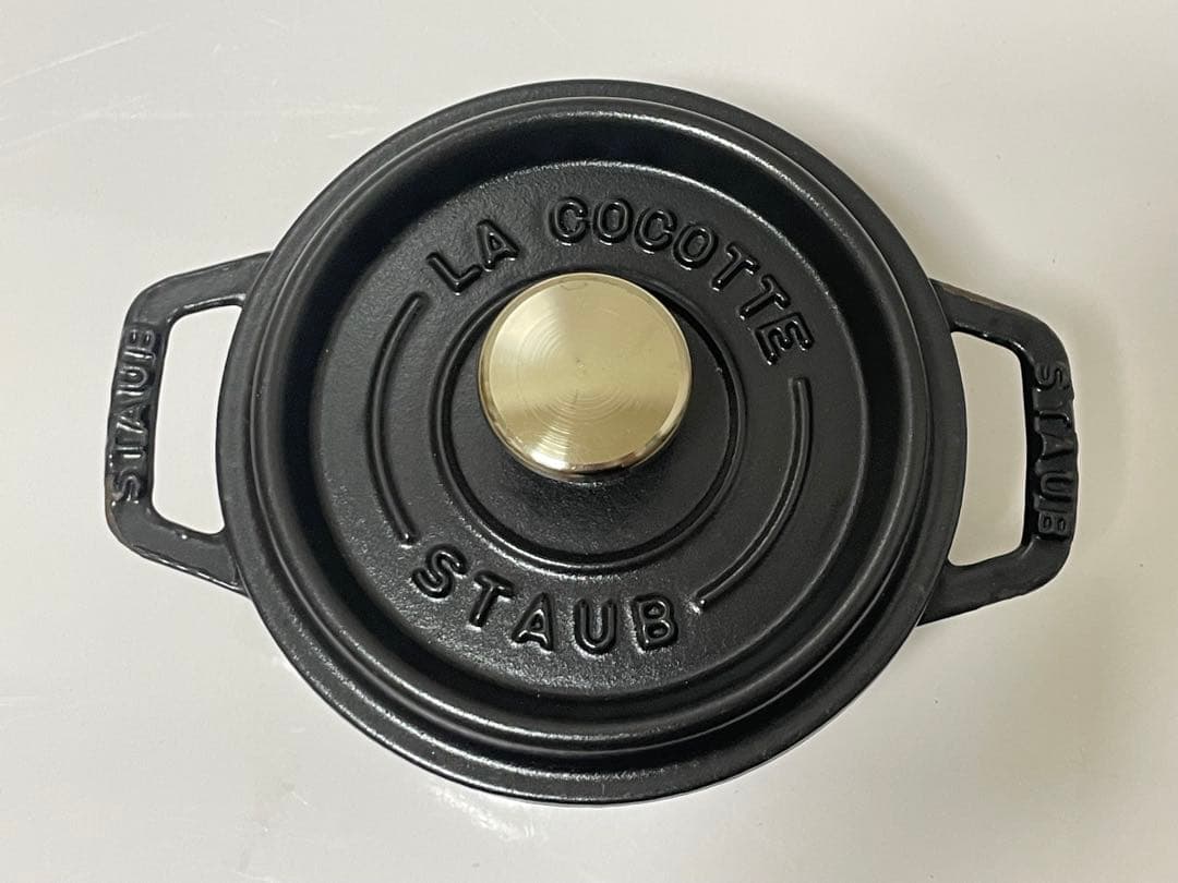 ストウブ　ココット　ラウンド14cm