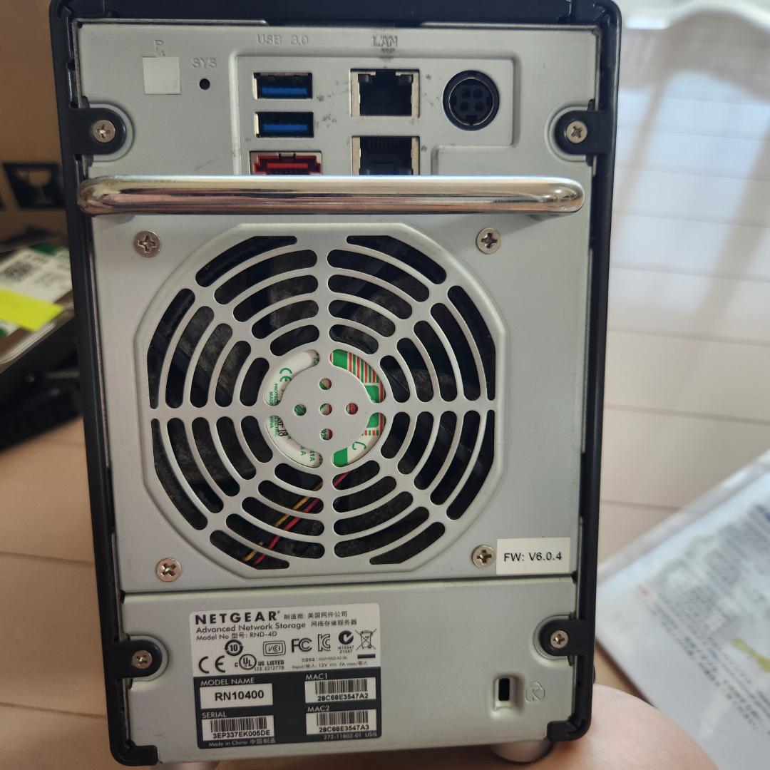 NETGEAR ReadyNAS 104 4ベイ NAS 3TBx4　その②