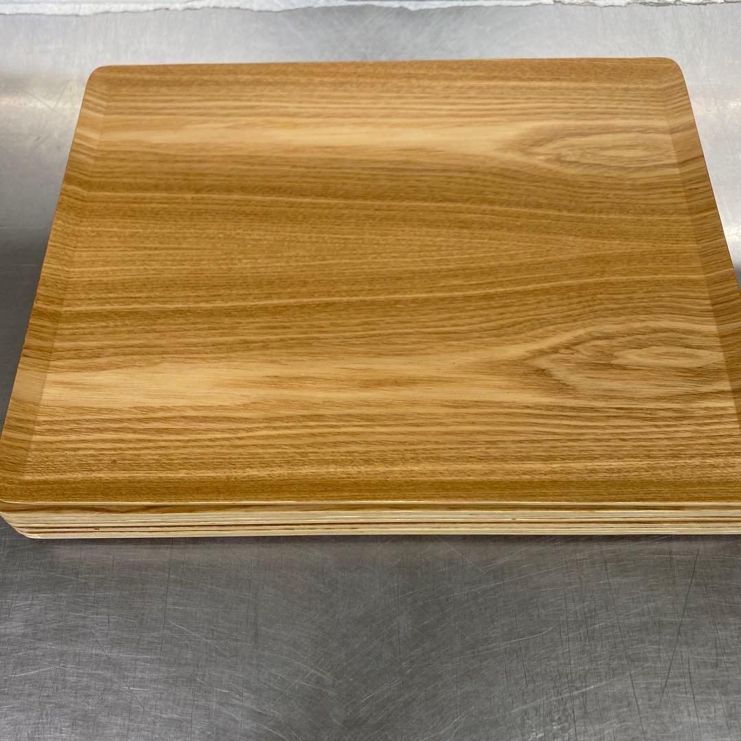 ニトリ　滑りにくい木製トレイ　ランチトレイ　28×36