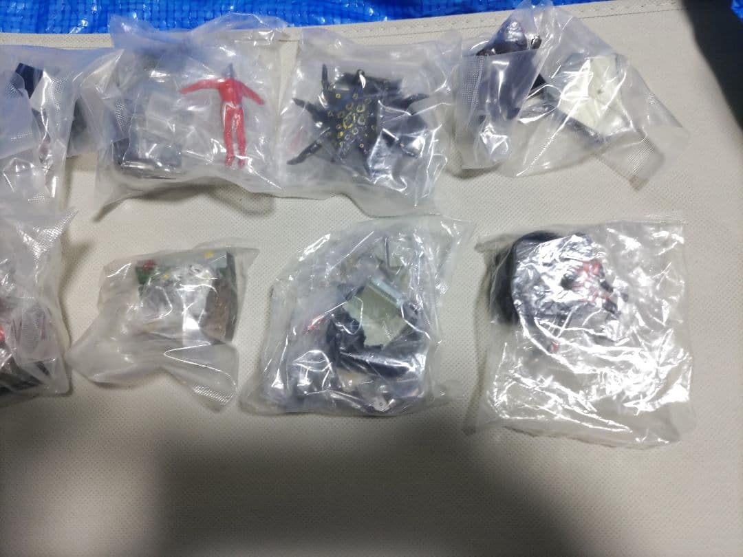 Anybuy公式アカウント1号機専用ウルトラ名鑑10体　未開封　管理４