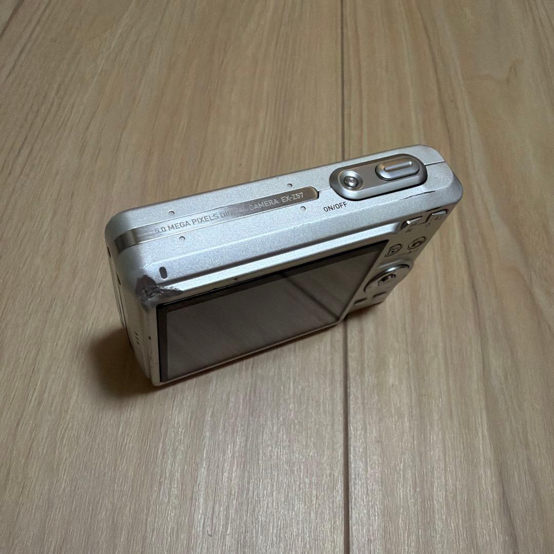 CASIO　EXILIM EX-Z57