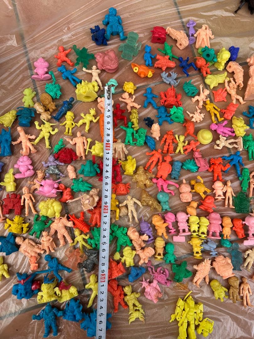 【匿名配送】クレヨンしんちゃん　まとめて キン消し ドラゴンボール　キンケシ　珍