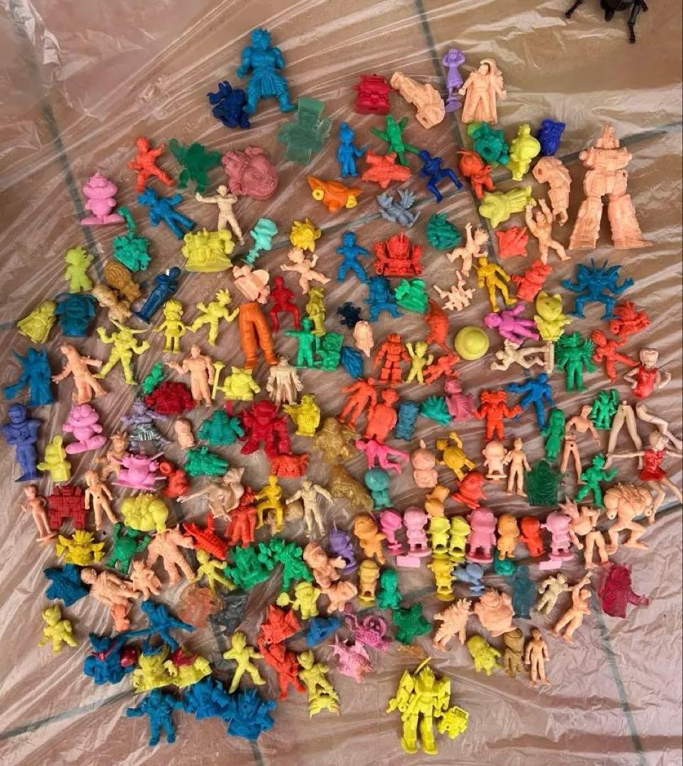 【匿名配送】クレヨンしんちゃん　まとめて キン消し ドラゴンボール　キンケシ　珍