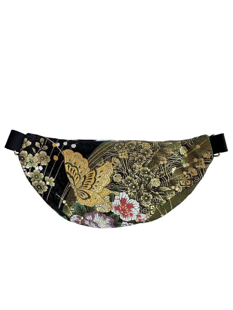 帯リメイクバッグ　ボディバッグ 蝶と四季の花々 ショルダーバッグ 右側に蝶々