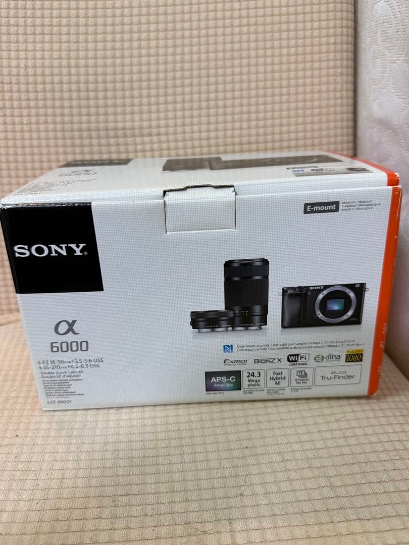 SONY α 6000 ダブルズームレンズキット ILCE-6000Y