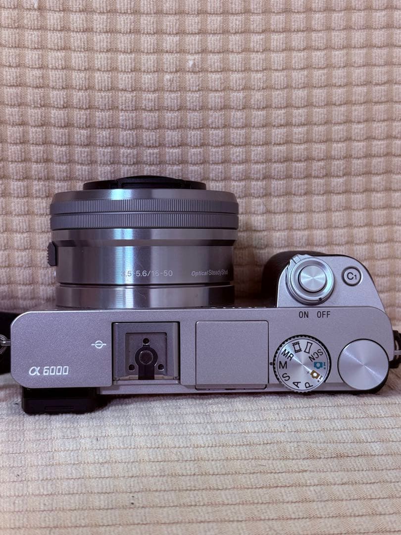 SONY α 6000 ダブルズームレンズキット ILCE-6000Y