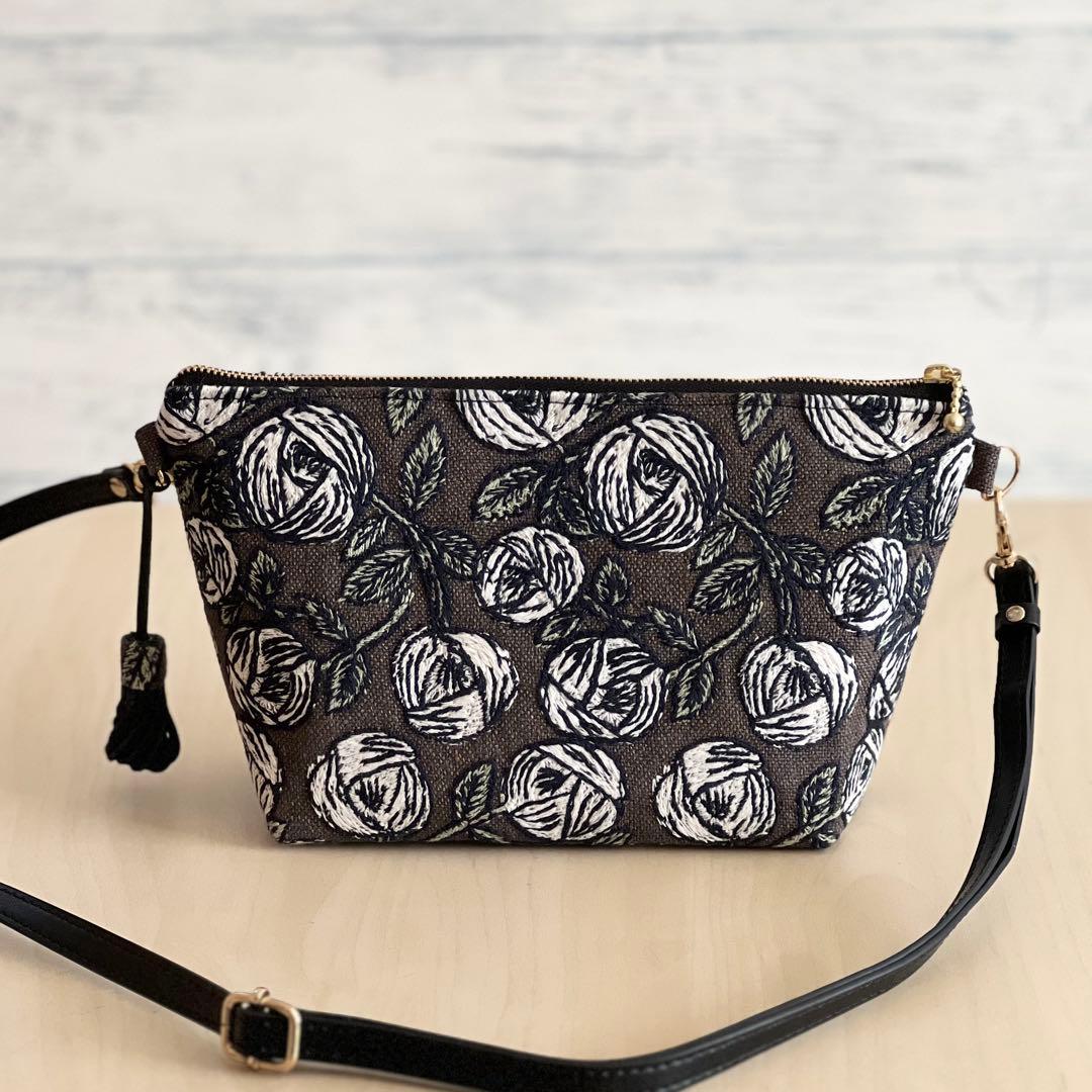 ミナペルホネン rosy brownショルダーバッグMB601-041