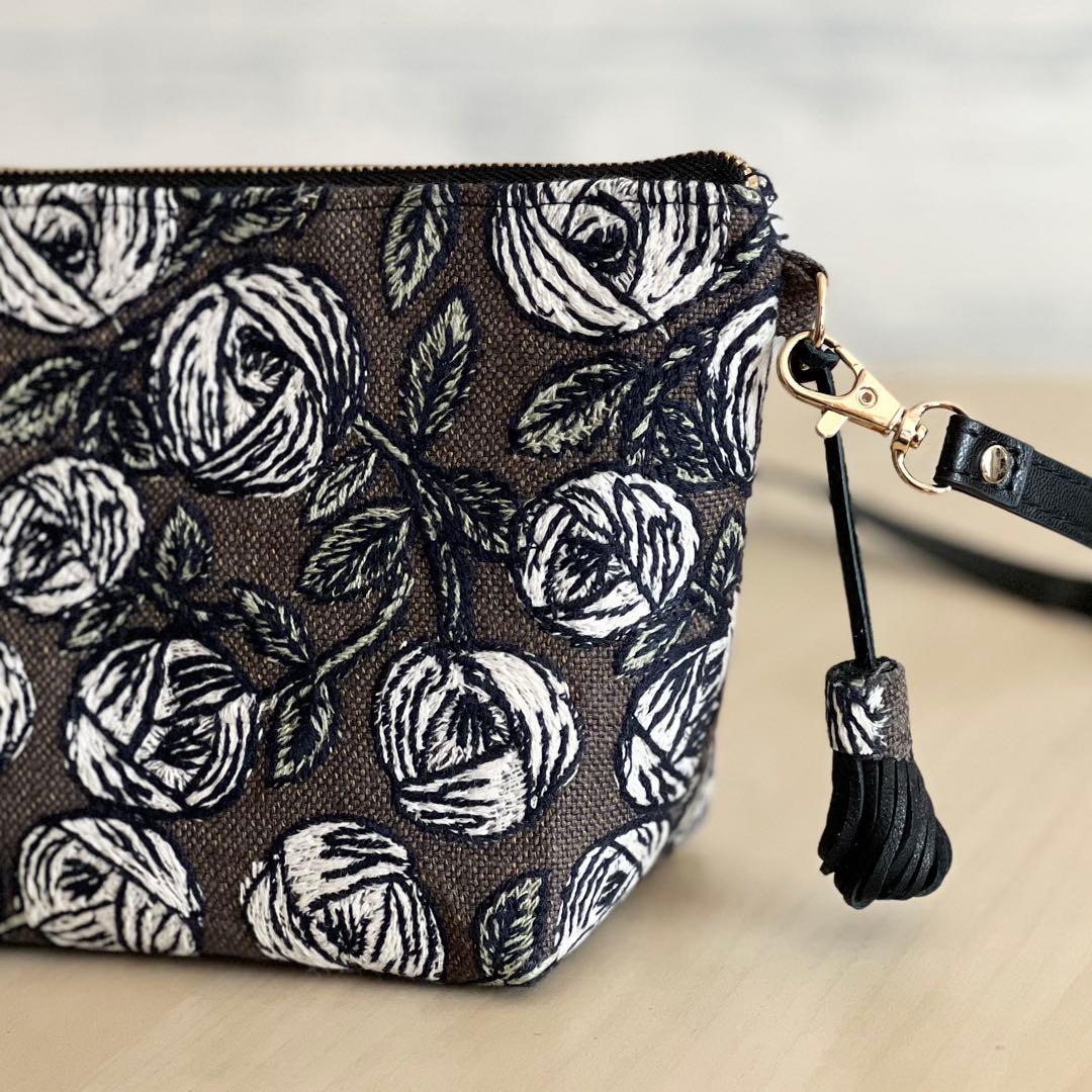 ミナペルホネン rosy brownショルダーバッグMB601-041