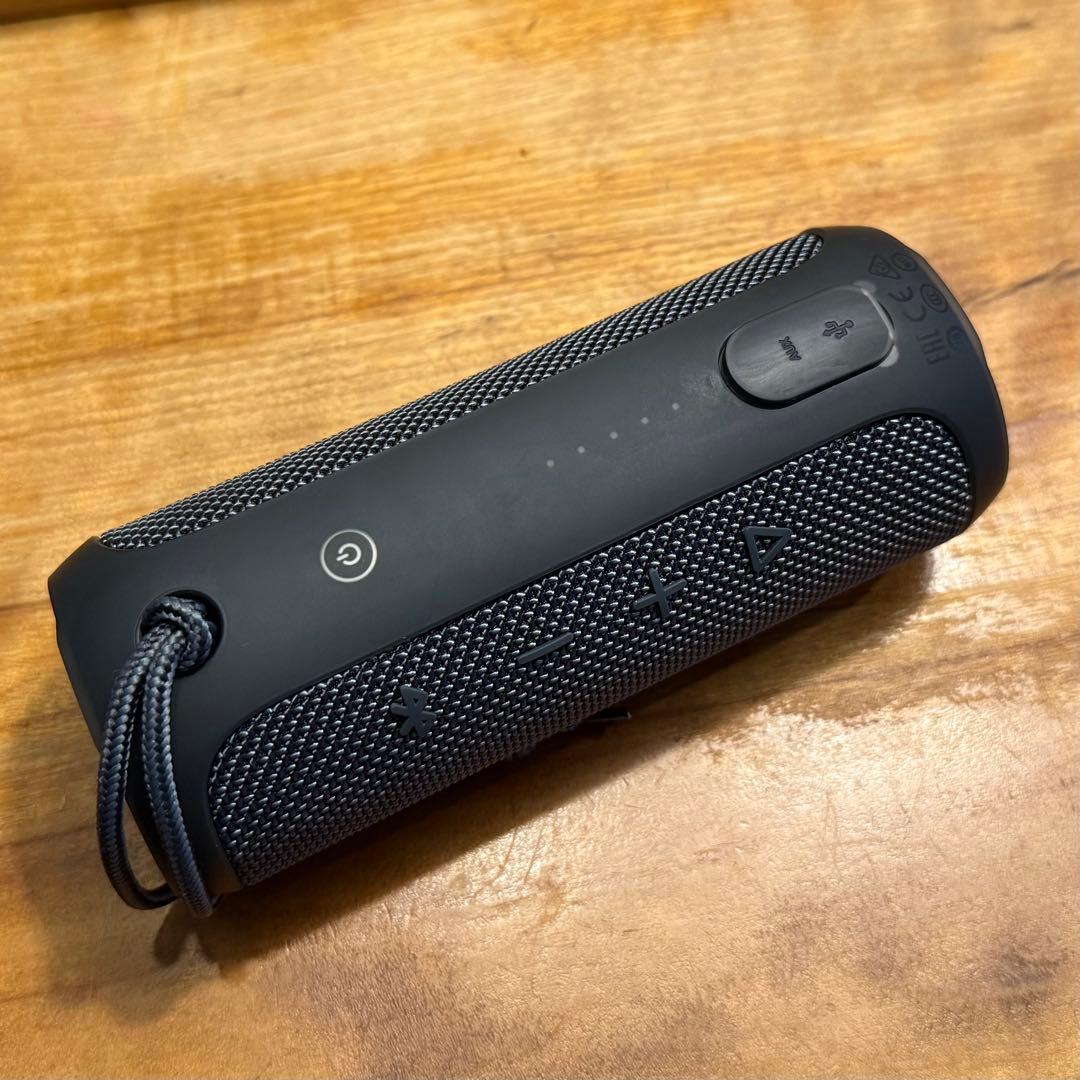 JBL FLIP ESSENTIAL Bluetoothスピーカー ケース付き