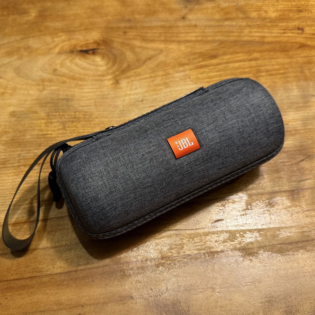 JBL FLIP ESSENTIAL Bluetoothスピーカー ケース付き