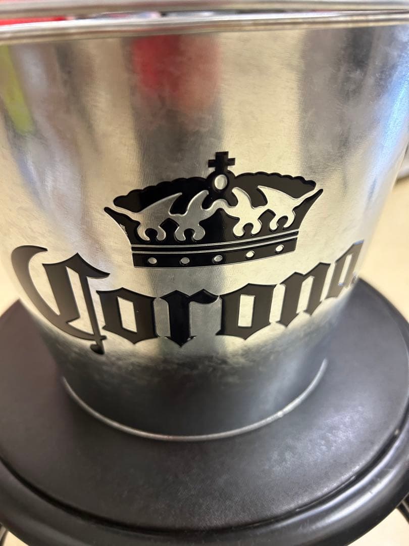 ✨CORONAビールブリキ缶9個✨