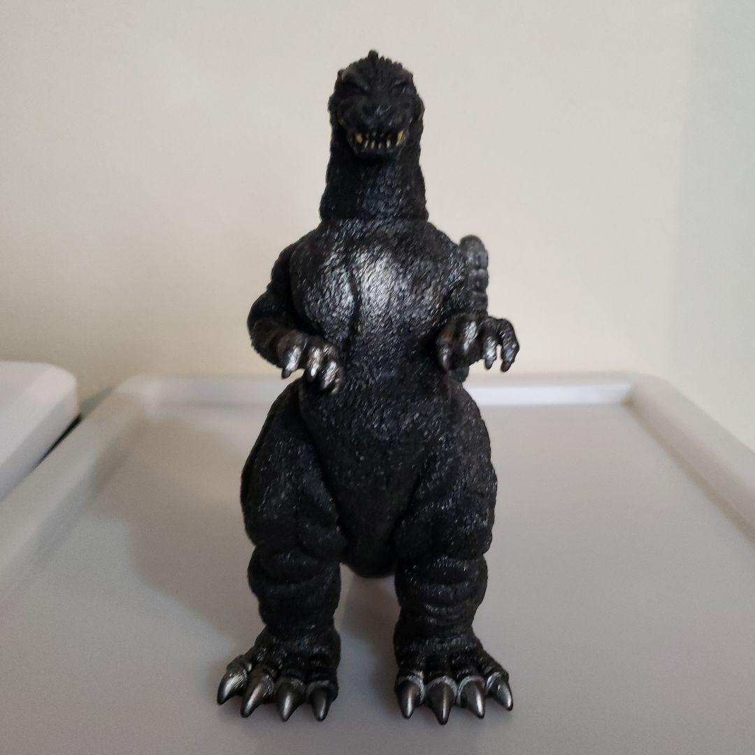バンダイ　ソフビ　ゴジラ 黒