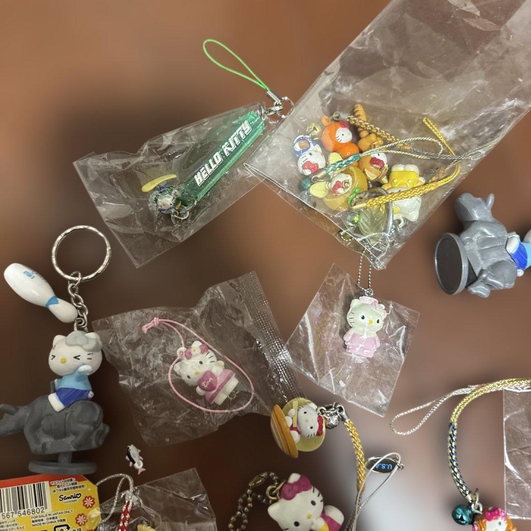 ハローキティ　ご当地　キールホダ　ストラップ　まとめ売り　中古品