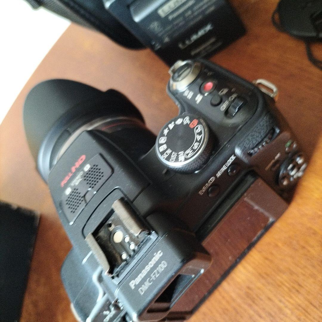 PANASONIC LUMIX FZ100 美品　バッテリー充電器付き