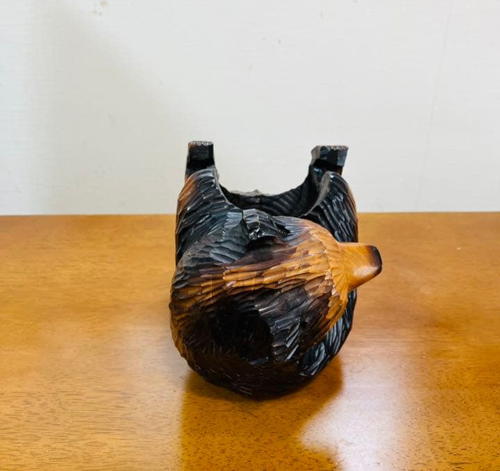 熊の木彫　お酒ホルダー　置物